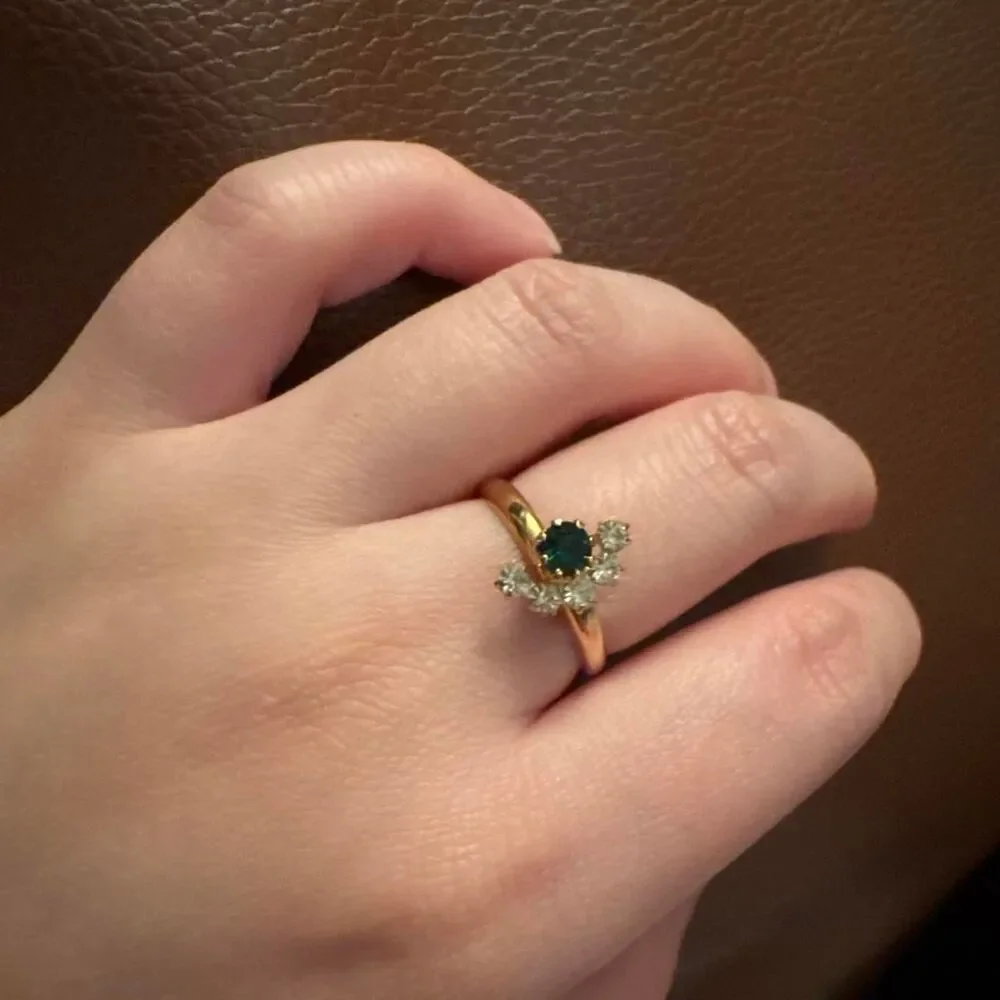Source Unknown 18k gold